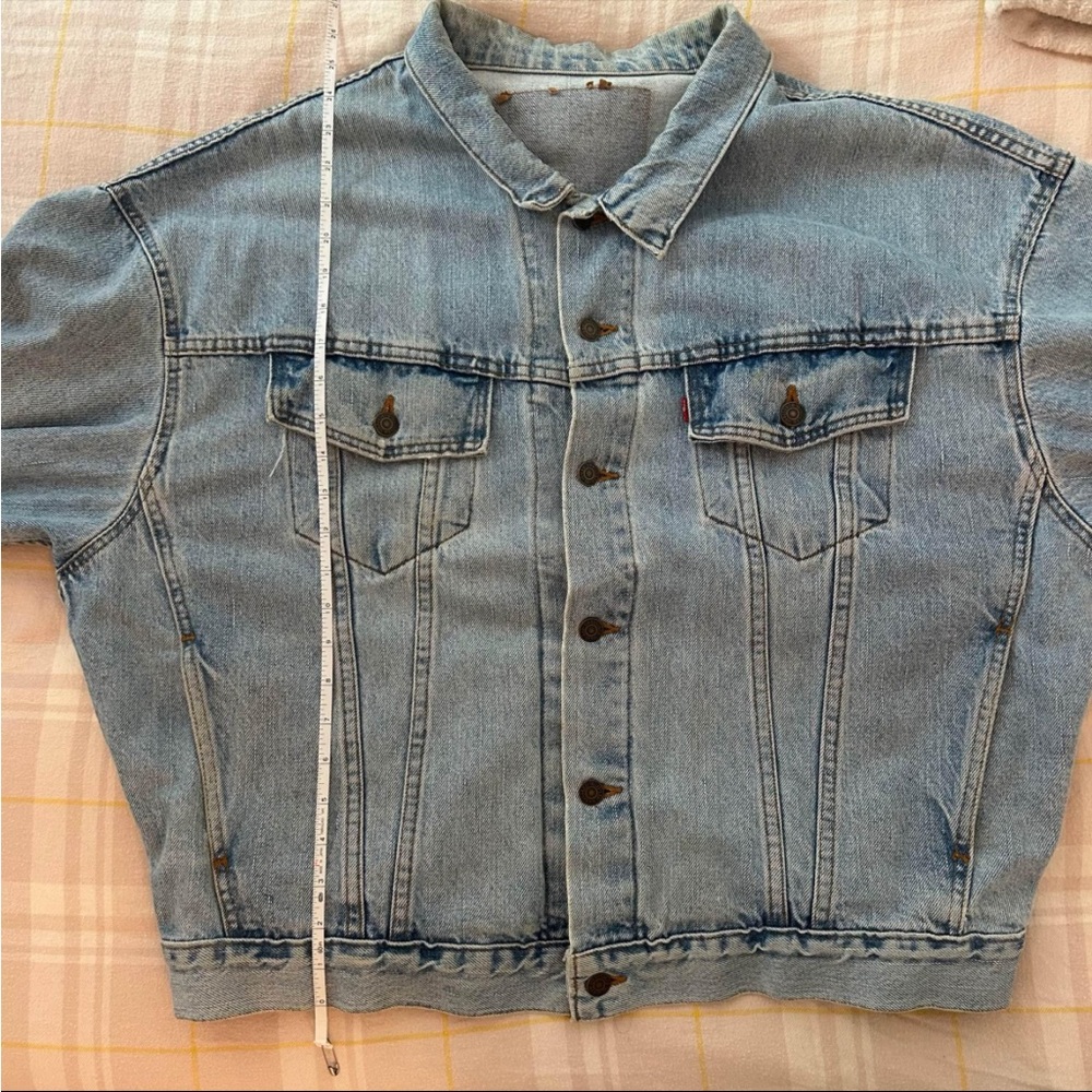 Vintage Levi’s Jean Jacket - Picture 8 of 8